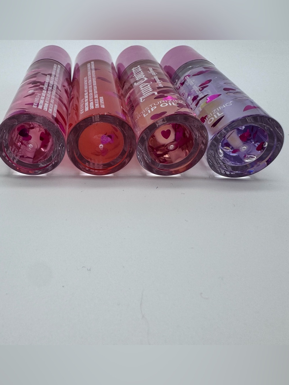 Juicy Couture Heartbreaker Lip Oil — Hydrating Gloss Bundle of 3 - Picture 3 of 3